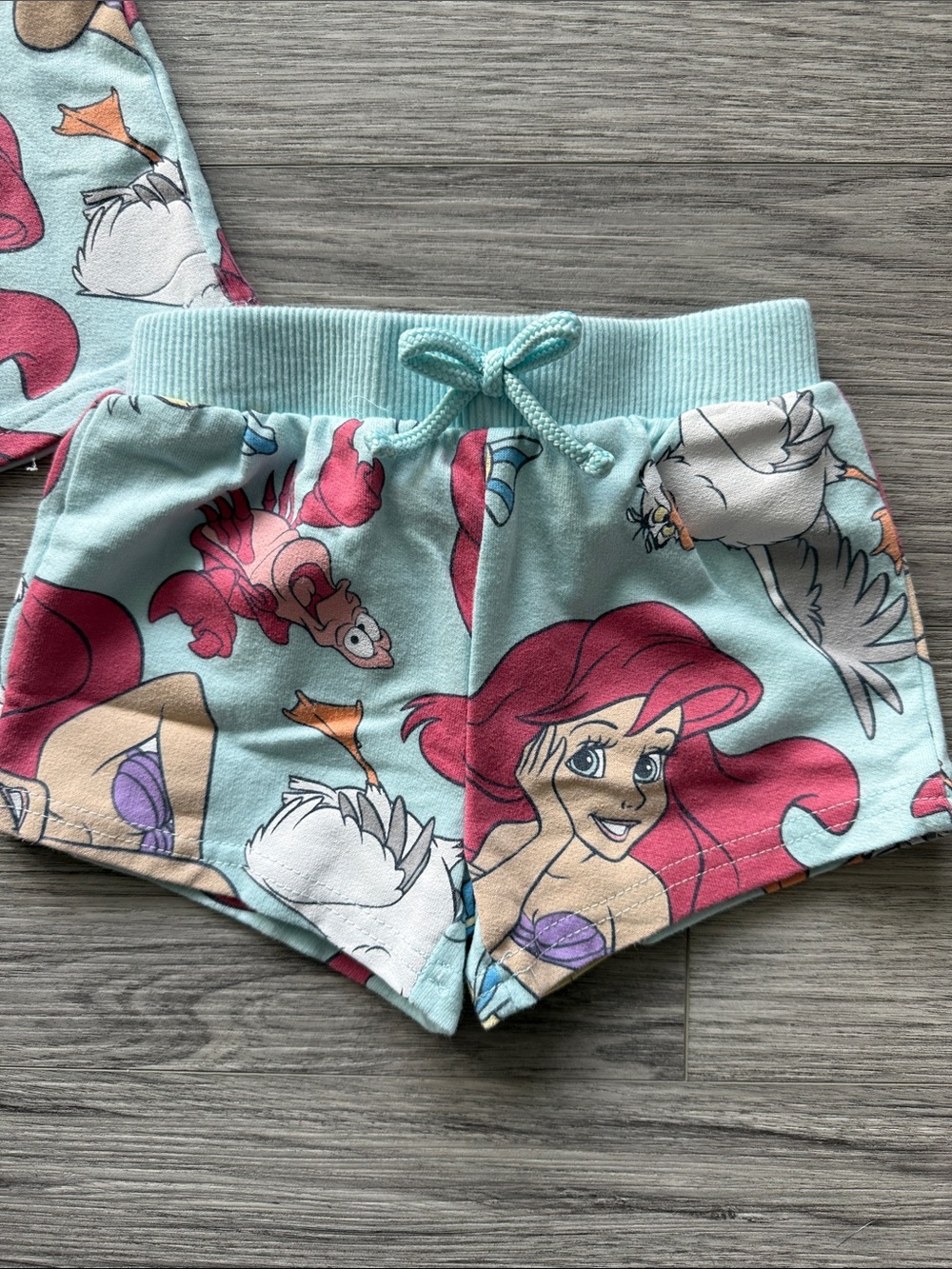 Disney Little Mermaid Teeshirt & Shorts Set Size 12M - Picture 5 of 6